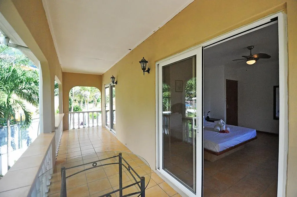 Gt Self Catering Apartments Beau Vallon  Seychellerne