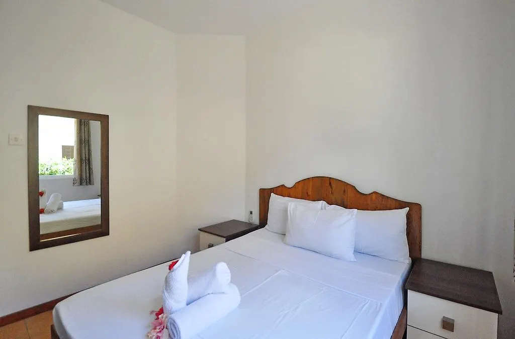 Gt Self Catering Apartments Beau Vallon  Seychellerne